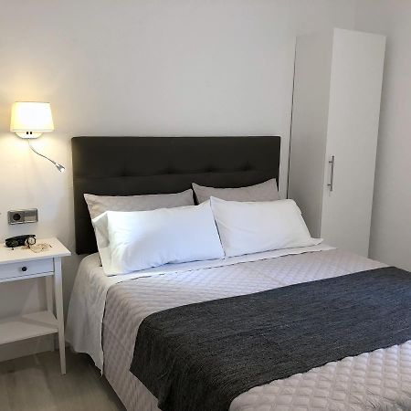 Apartaments La Palmera, Terrace & Pool Sant Martí d'Empúries Room photo
